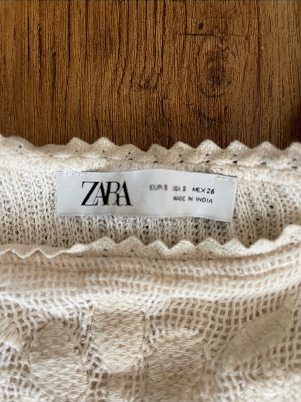 Zara Ivory Crochet Crop Tank - Picture 2 of 3
